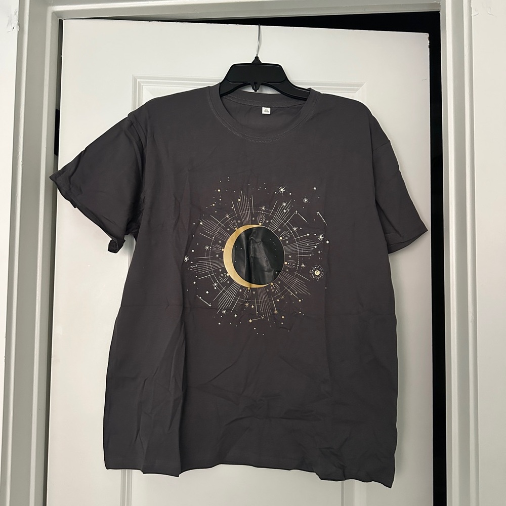 Gray Graphic Short Sleeve Tee